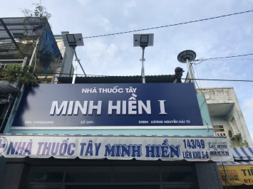 Lắp Đặt Đèn NLMT Cho Nhà Thuốc Minh Hiền I